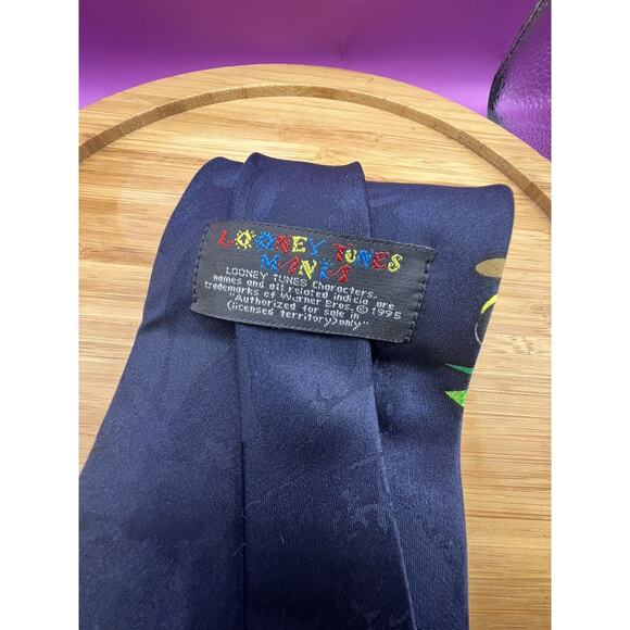 🔥RARE 1995 Looney Tunes Tie Soccer Sylvester Tweety Coyote Yosemite Sam - Picture 4 of 5